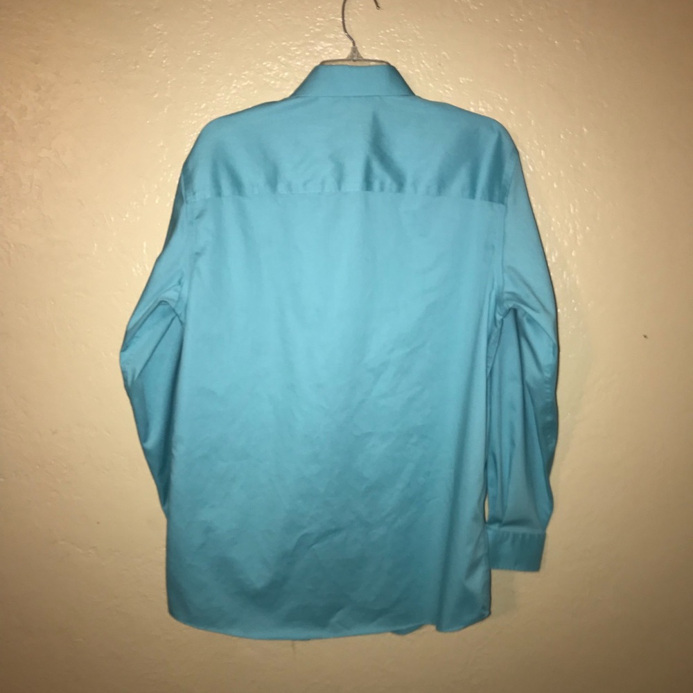Kenneth Cole button down. - Picture 4 of 4